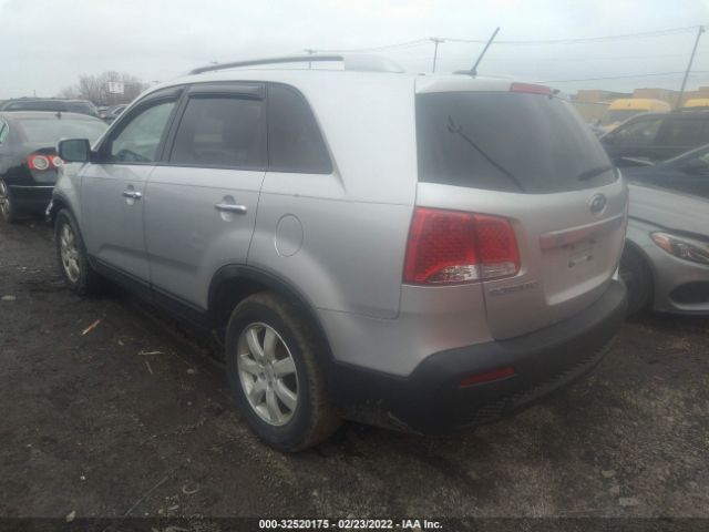 Photo 3 VIN: 5XYKT4A11BG050031 - KIA SORENTO 