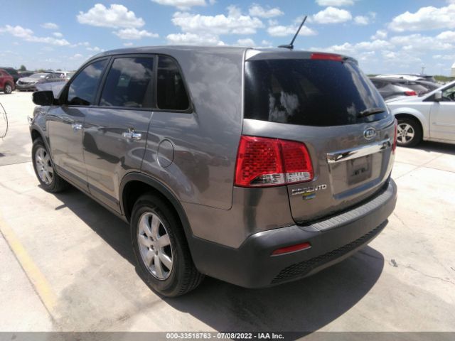 Photo 2 VIN: 5XYKT4A11DG350476 - KIA SORENTO 