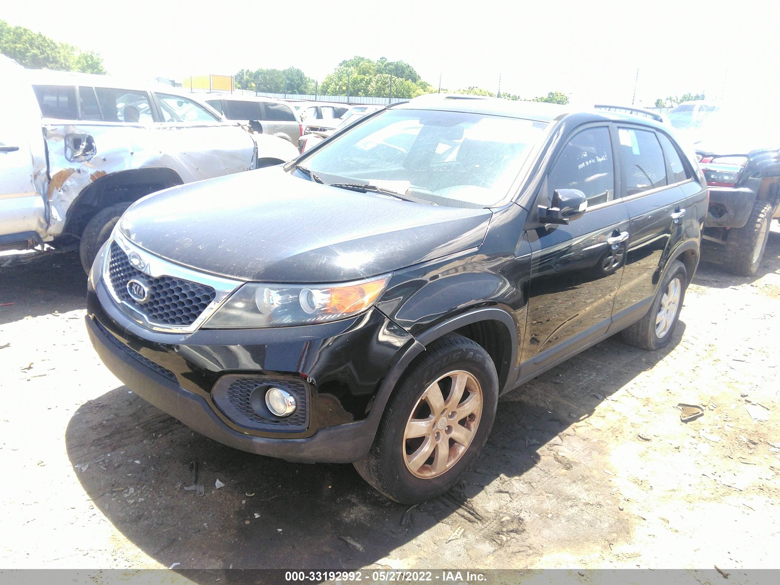 Photo 1 VIN: 5XYKT4A12BG169593 - KIA SORENTO 