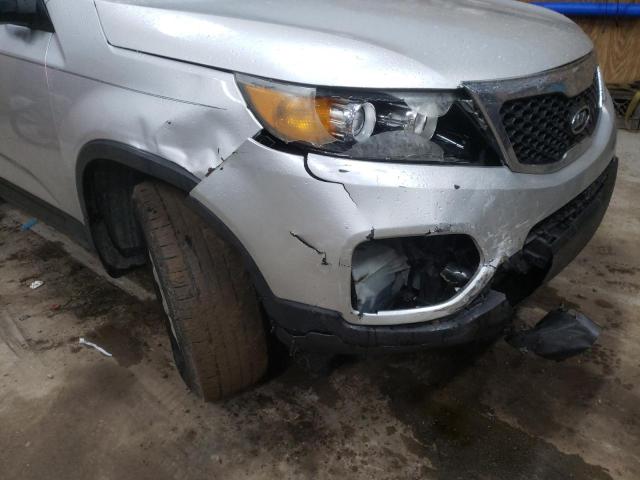 Photo 8 VIN: 5XYKT4A13BG040617 - KIA SORENTO BA 