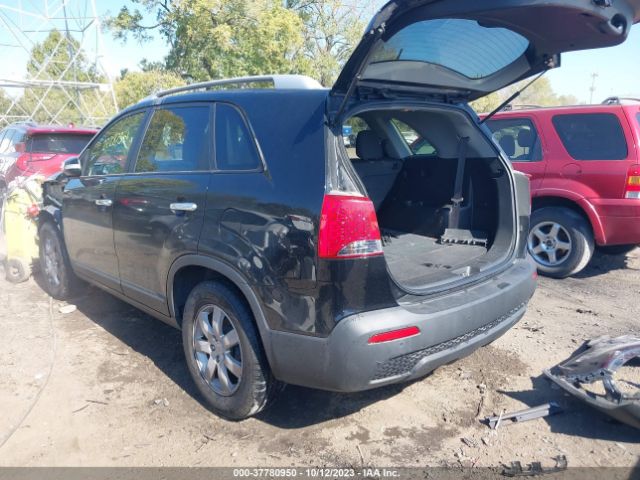 Photo 2 VIN: 5XYKT4A13BG066909 - KIA SORENTO 