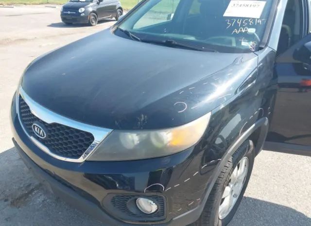 Photo 5 VIN: 5XYKT4A13BG167870 - KIA SORENTO 