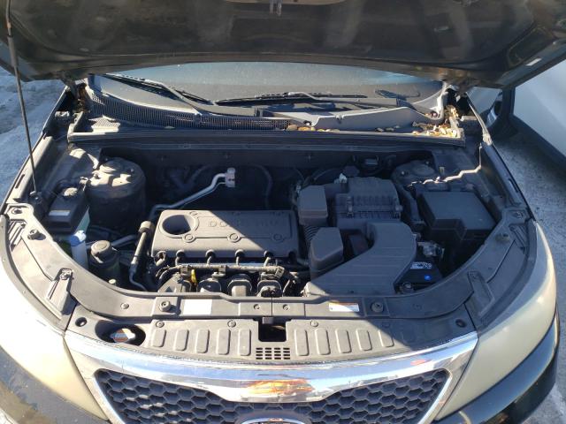 Photo 6 VIN: 5XYKT4A14BG041811 - KIA SORENTO BA 