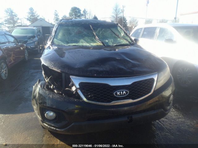 Photo 5 VIN: 5XYKT4A14BG186623 - KIA SORENTO 