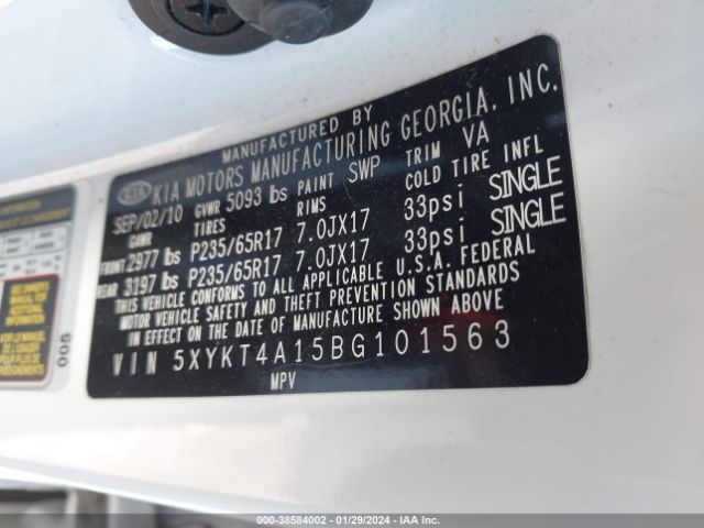 Photo 8 VIN: 5XYKT4A15BG101563 - KIA SORENTO 