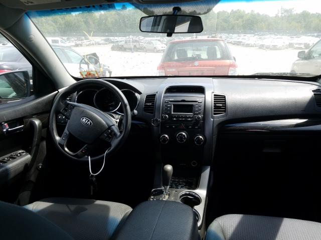 Photo 8 VIN: 5XYKT4A15DG328254 - KIA SORENTO 