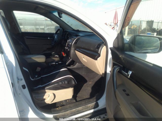 Photo 4 VIN: 5XYKT4A15DG328643 - KIA SORENTO 