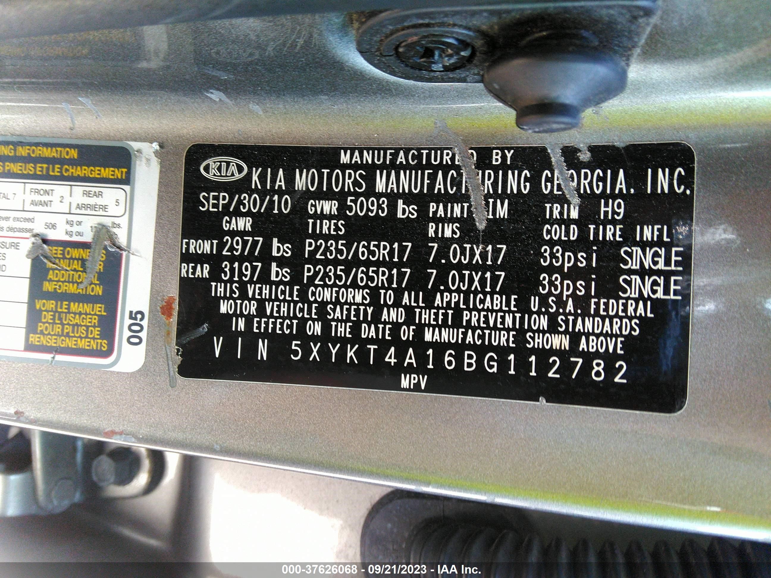 Photo 8 VIN: 5XYKT4A16BG112782 - KIA SORENTO 