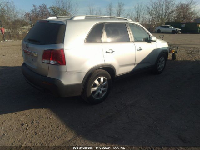 Photo 3 VIN: 5XYKT4A17BG052317 - KIA SORENTO 