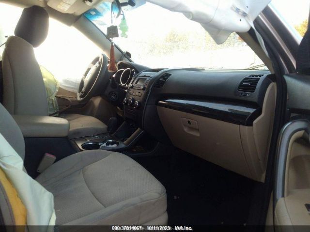 Photo 4 VIN: 5XYKT4A17DG351387 - KIA SORENTO 