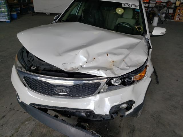 Photo 8 VIN: 5XYKT4A18BG168612 - KIA SORENTO BA 