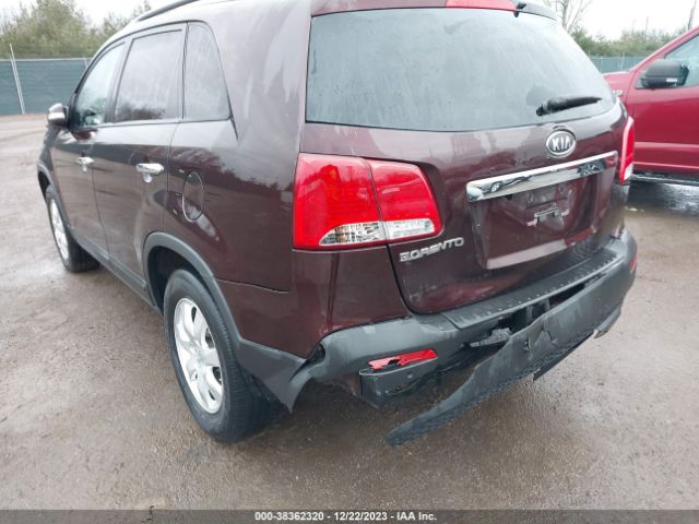 Photo 5 VIN: 5XYKT4A19BG158140 - KIA SORENTO 