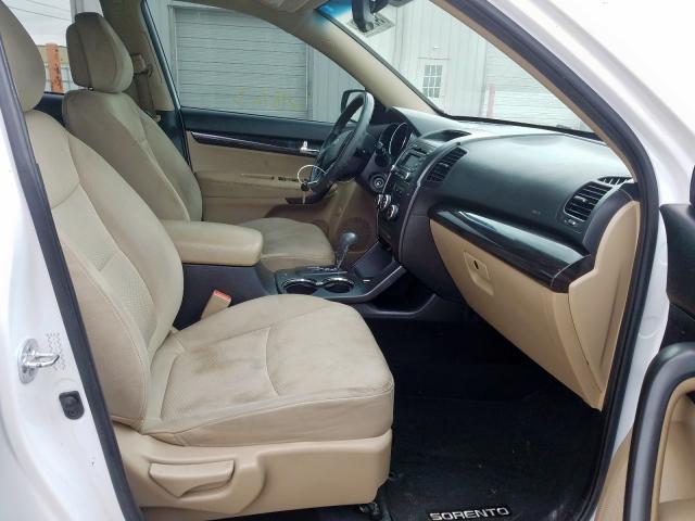 Photo 4 VIN: 5XYKT4A1XBG125678 - KIA SORENTO BA 