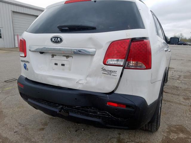 Photo 8 VIN: 5XYKT4A1XBG125678 - KIA SORENTO BA 