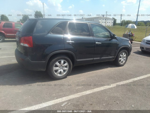 Photo 3 VIN: 5XYKT4A1XDG355367 - KIA SORENTO 