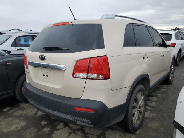 Photo 2 VIN: 5XYKT4A20BG142787 - KIA SORENTO 