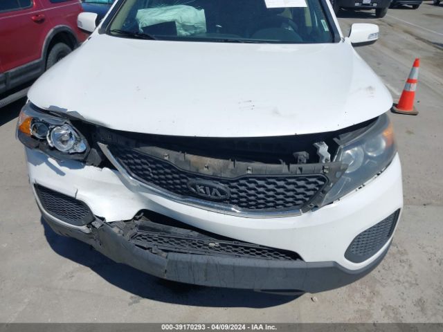 Photo 5 VIN: 5XYKT4A20CG297499 - KIA SORENTO 