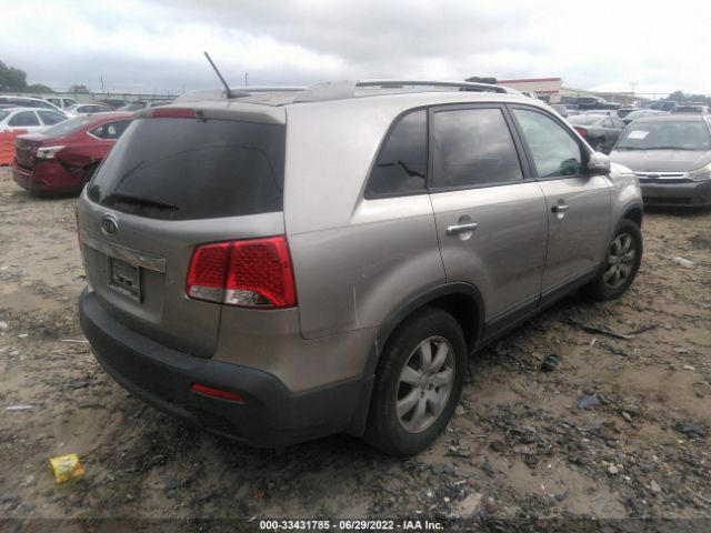 Photo 3 VIN: 5XYKT4A20CG306721 - KIA SORENTO 