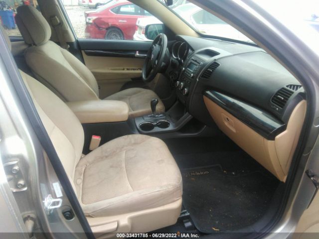 Photo 4 VIN: 5XYKT4A20CG306721 - KIA SORENTO 