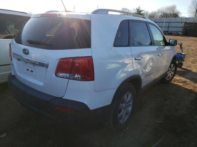 Photo 3 VIN: 5XYKT4A21DG339809 - KIA SORENTO LX 