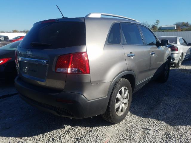 Photo 3 VIN: 5XYKT4A21DG367951 - KIA SORENTO LX 