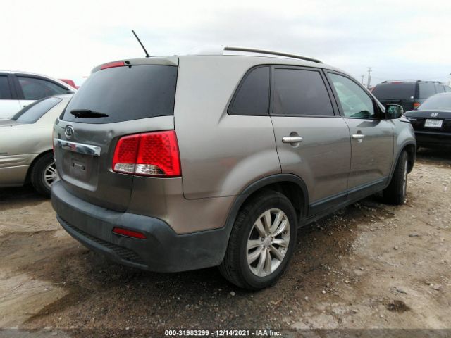 Photo 3 VIN: 5XYKT4A22BG046692 - KIA SORENTO 