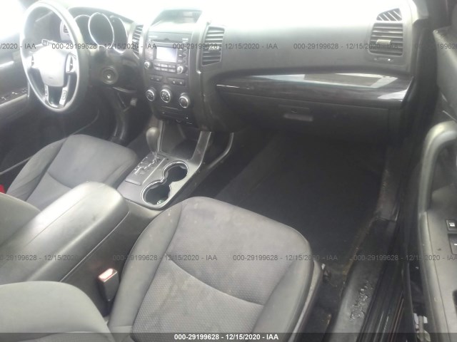 Photo 4 VIN: 5XYKT4A22BG115946 - KIA SORENTO 