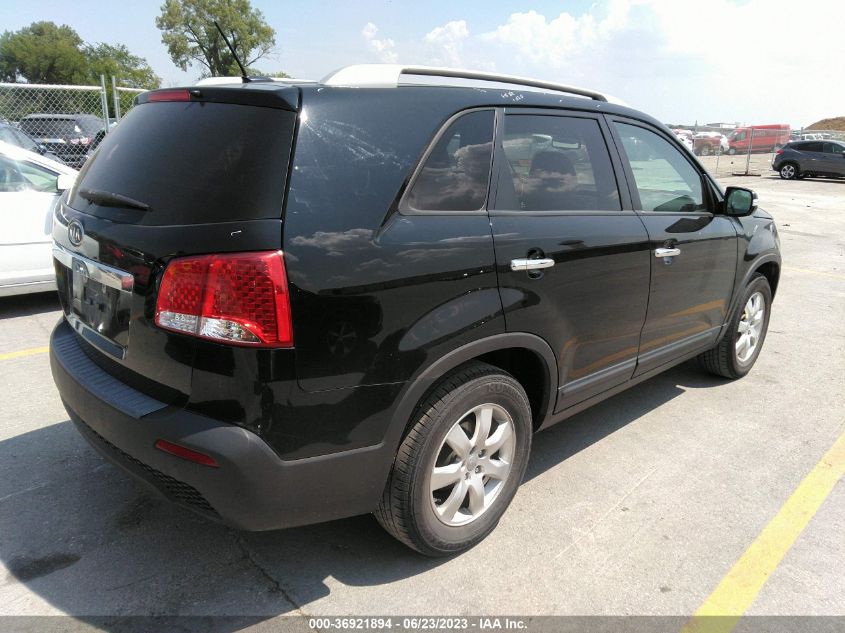 Photo 3 VIN: 5XYKT4A23DG335020 - KIA SORENTO 