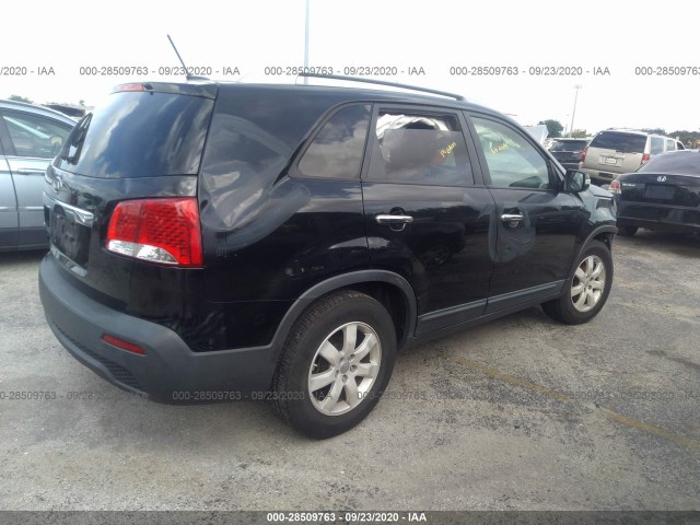 Photo 3 VIN: 5XYKT4A23DG383293 - KIA SORENTO 