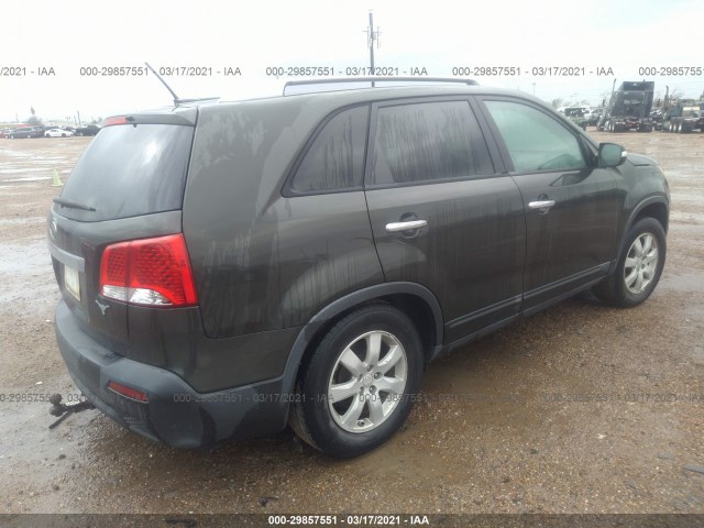 Photo 3 VIN: 5XYKT4A24CG189323 - KIA SORENTO 