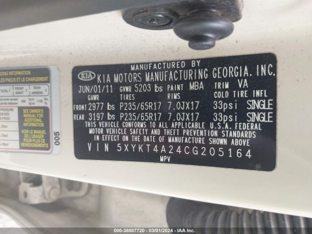 Photo 8 VIN: 5XYKT4A24CG205164 - KIA SORENTO 