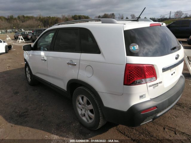 Photo 2 VIN: 5XYKT4A24CG269687 - KIA SORENTO 