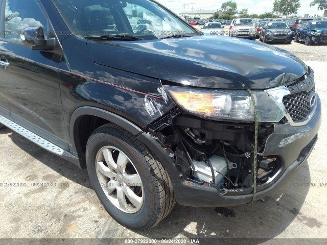 Photo 5 VIN: 5XYKT4A24CG290555 - KIA SORENTO 