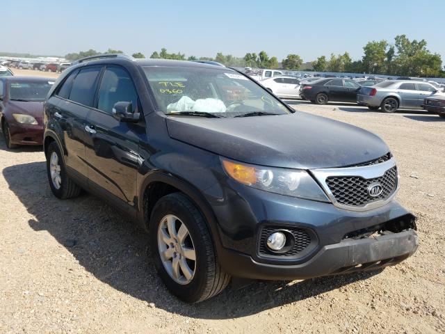 Photo 0 VIN: 5XYKT4A24DG395985 - KIA SORENTO LX 