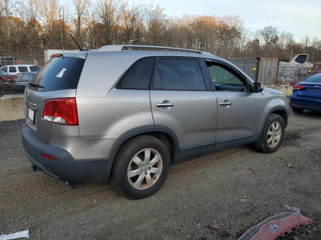 Photo 2 VIN: 5XYKT4A25CG298552 - KIA SORENTO BA 