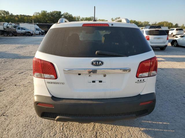 Photo 5 VIN: 5XYKT4A25DG373302 - KIA SORENTO LX 