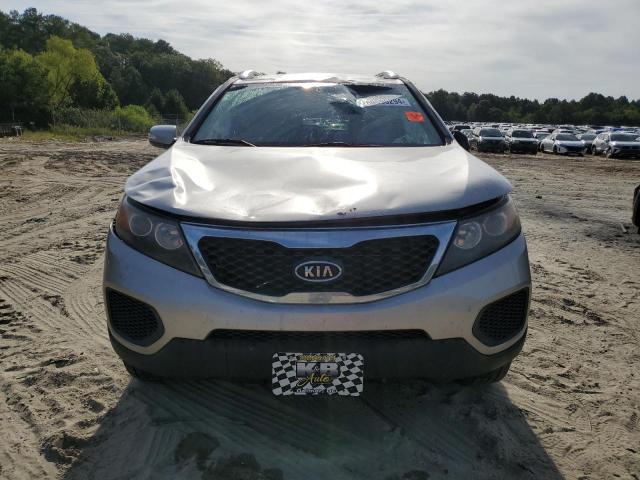 Photo 4 VIN: 5XYKT4A25DG422093 - KIA SORENTO LX 