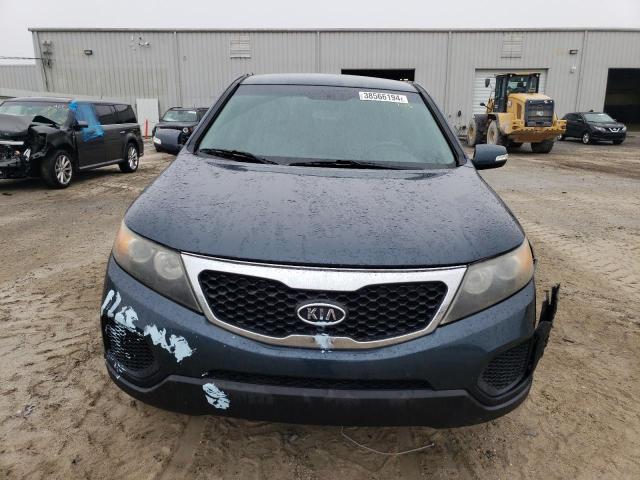 Photo 4 VIN: 5XYKT4A26BG137108 - KIA SORENTO 