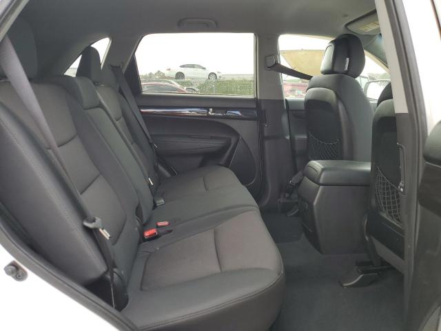 Photo 10 VIN: 5XYKT4A26BG182226 - KIA SORENTO 