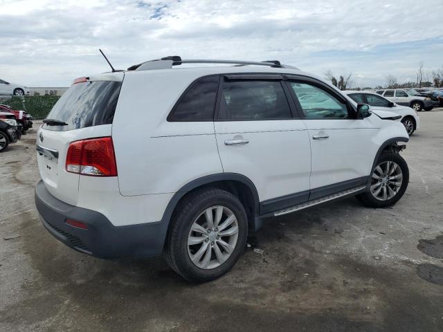 Photo 2 VIN: 5XYKT4A26BG182226 - KIA SORENTO 