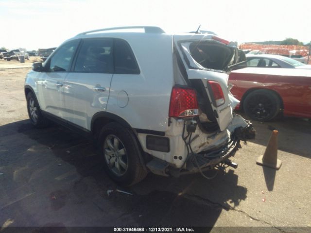 Photo 2 VIN: 5XYKT4A26CG221074 - KIA SORENTO 