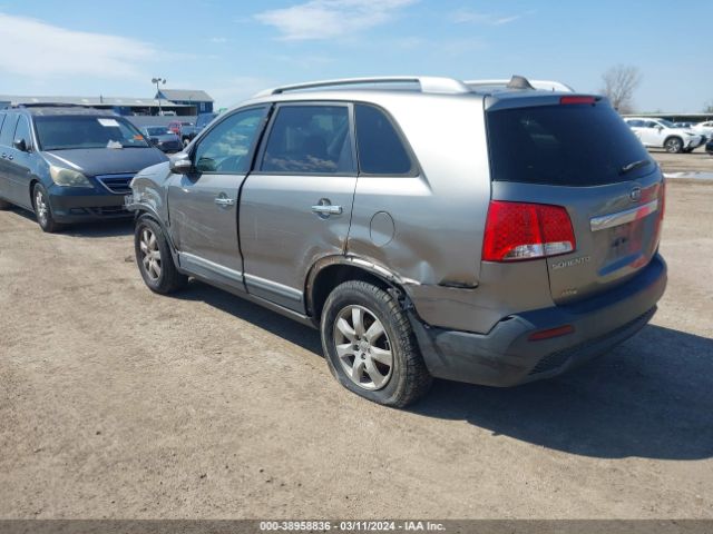 Photo 5 VIN: 5XYKT4A26CG259985 - KIA SORENTO 