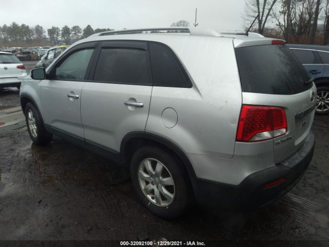 Photo 2 VIN: 5XYKT4A26CG286510 - KIA SORENTO 