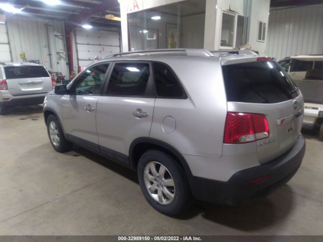 Photo 2 VIN: 5XYKT4A26DG335920 - KIA SORENTO 