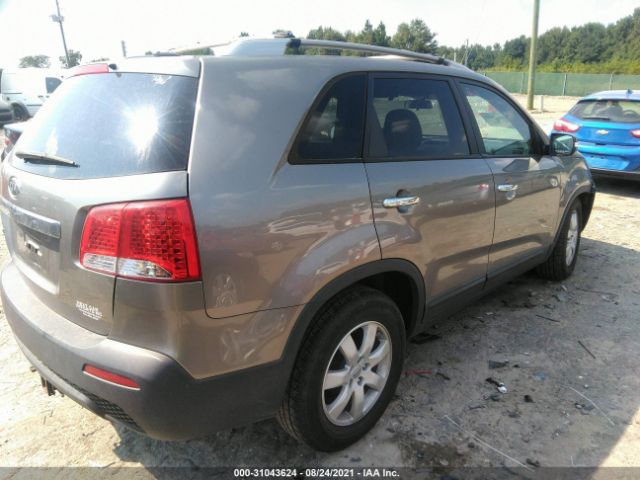 Photo 3 VIN: 5XYKT4A27CG253306 - KIA SORENTO 