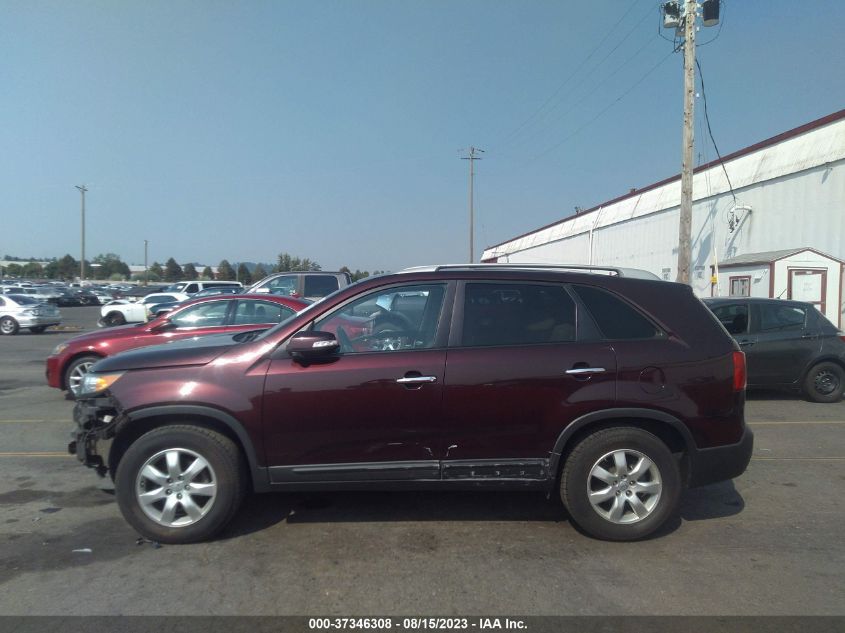 Photo 14 VIN: 5XYKT4A27CG281350 - KIA SORENTO 