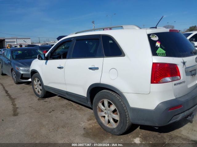 Photo 2 VIN: 5XYKT4A27CG297578 - KIA SORENTO 