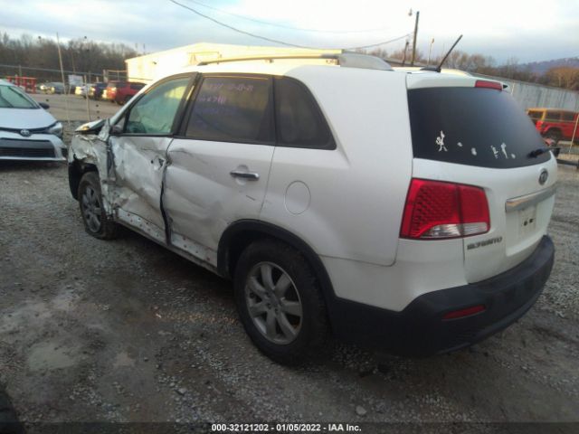 Photo 2 VIN: 5XYKT4A28CG227961 - KIA SORENTO 