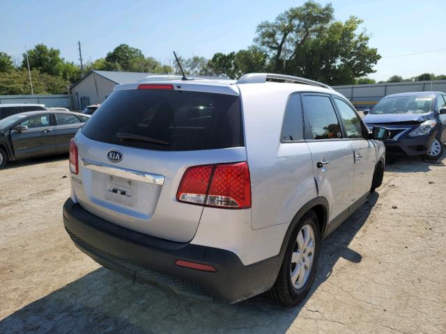 Photo 3 VIN: 5XYKT4A28CG240189 - KIA SORENTO BA 