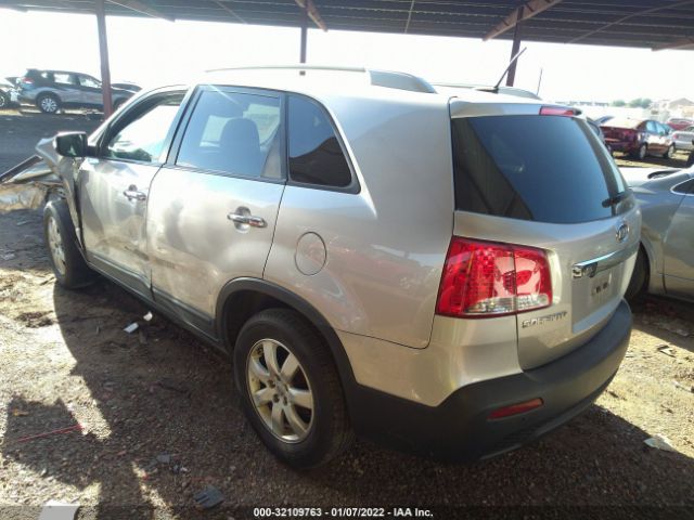 Photo 2 VIN: 5XYKT4A28CG288565 - KIA SORENTO 